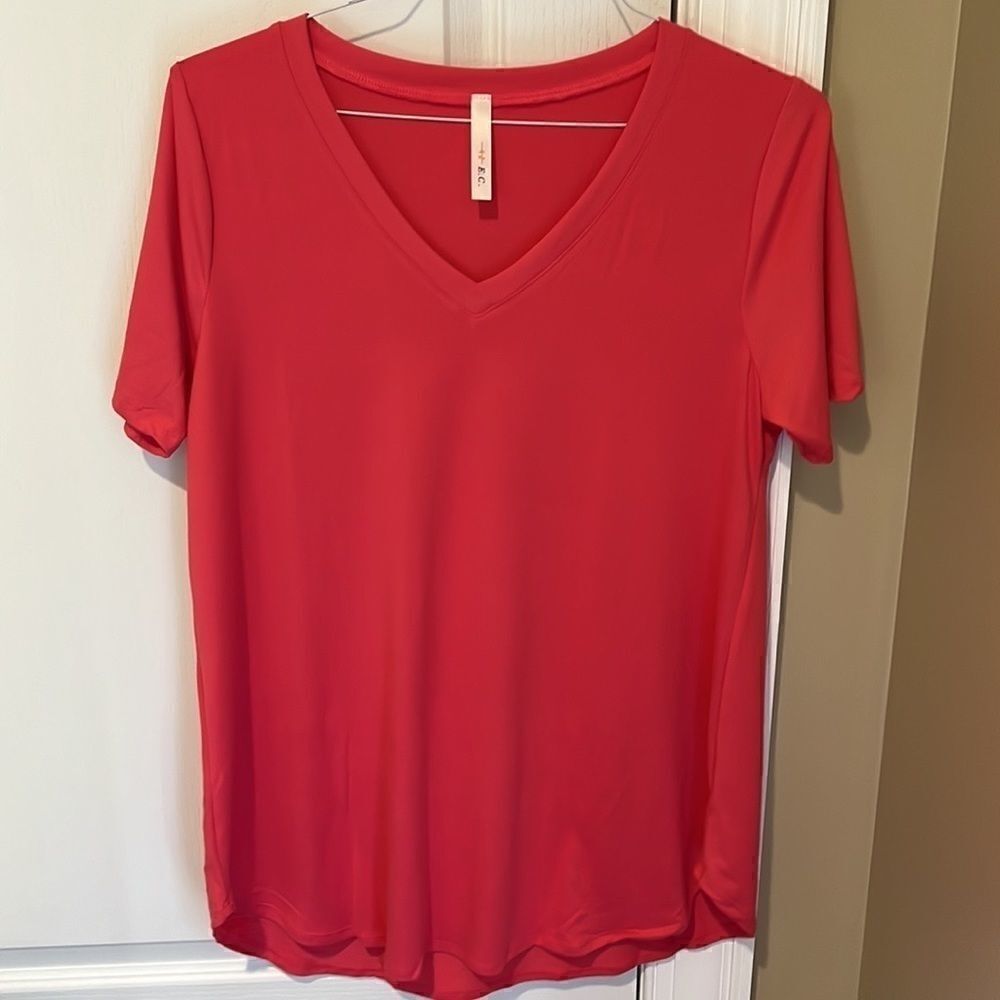 New E.C. Super soft pink shirt sleeve top